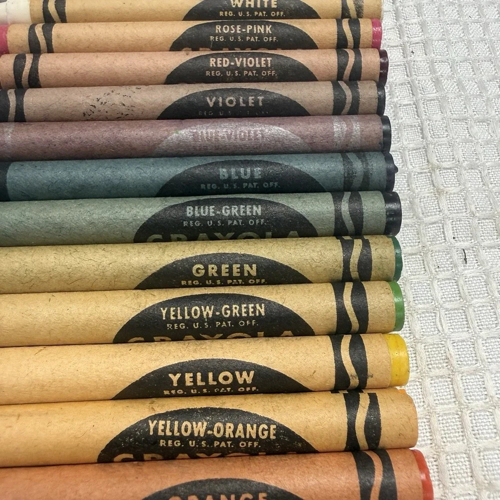 Crayola 16 Gold Medal School Crayons Complete Box Colors Binney Smith Vtg '38-42